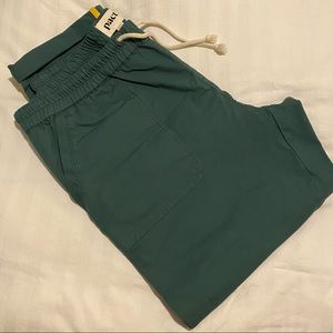 Pact Woven Twill Roll-Up Pant